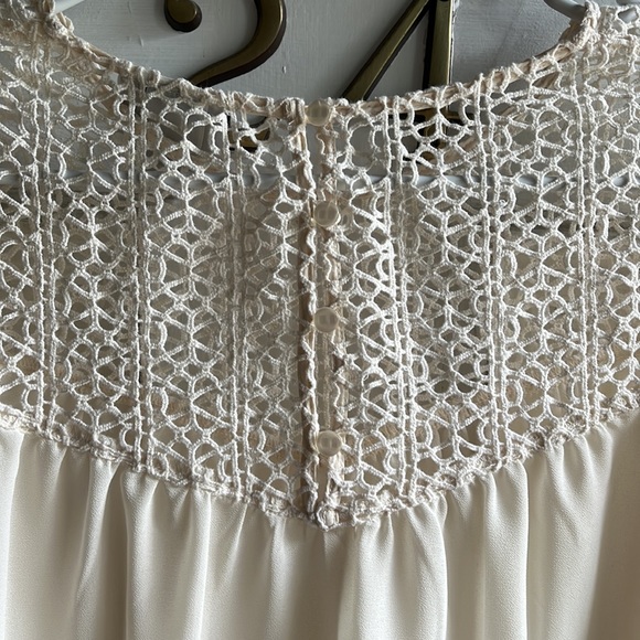 Sheer Blouse - Picture 6 of 6